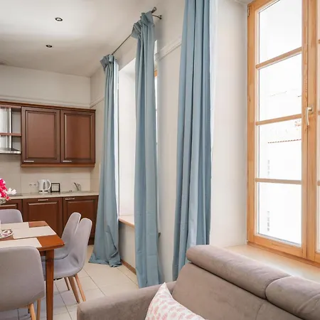Artdeco With Parking By Reside Baltic Apartament *